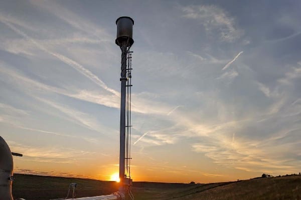 Landfill gas flare system